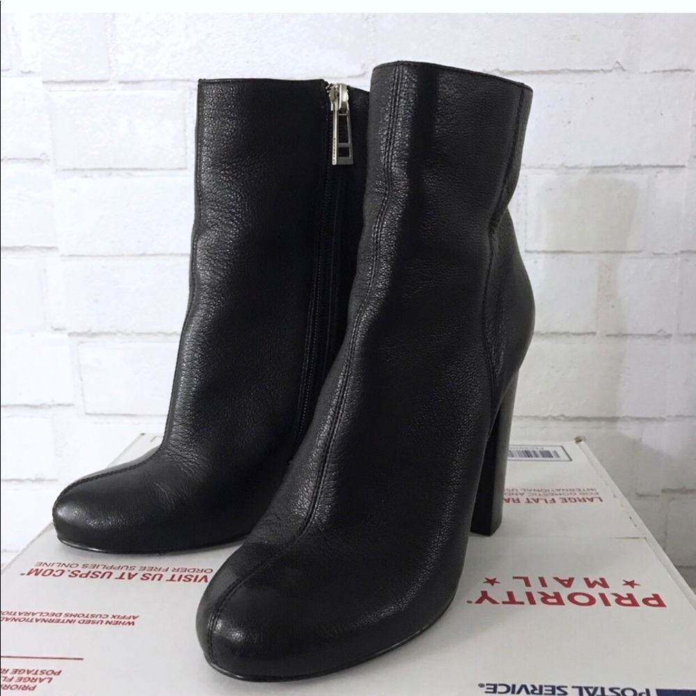 Charles by Charles Lowell Boots - size 7.5